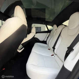 https://morgenlease.images.ilsa.cloud/00131f24-e92e-49e2-b351-0b27ceba3dc9.webp