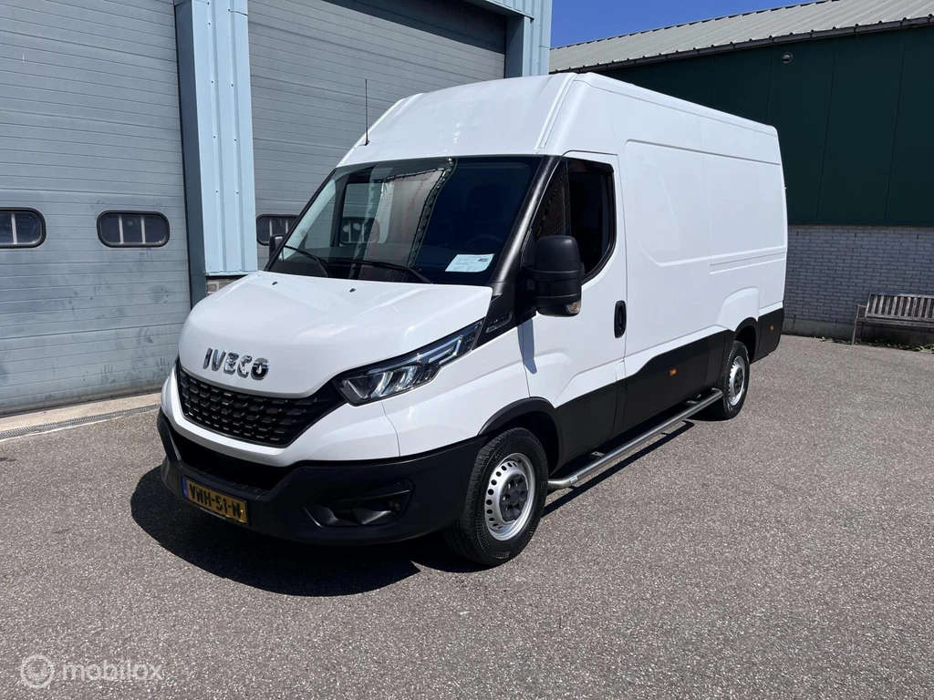  https://morgenlease.images.ilsa.cloud/00c0f846-efa3-42db-9fe4-6fe40fafa8ab.webp