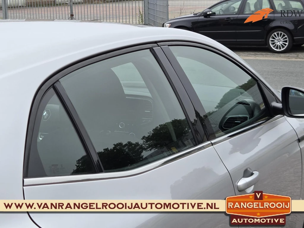  https://morgenlease.images.ilsa.cloud/03fd2bf1-2eb9-43c8-984c-c20fc69d5f4b.webp