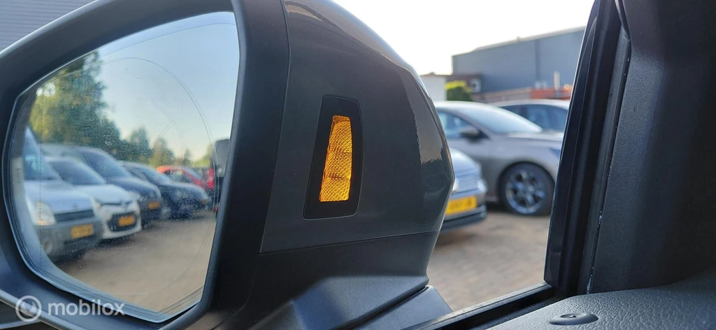  https://morgenlease.images.ilsa.cloud/15785769-b8bc-4822-99bf-cabef2f51f3f.webp