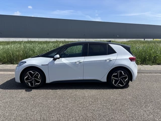 https://morgenlease.images.ilsa.cloud/1633d438-7c00-4f6b-bdbc-41f3d4d79031.webp