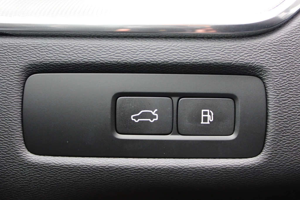  https://morgenlease.images.ilsa.cloud/164e131c-7524-4f41-a360-9fe57f4903a1.webp