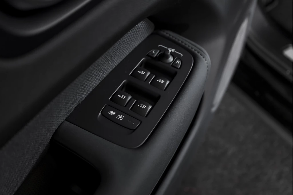  https://morgenlease.images.ilsa.cloud/19c9bb7d-1345-4222-91ee-a3f43f53ae9c.webp