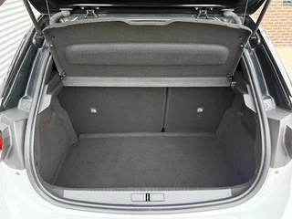 https://morgenlease.images.ilsa.cloud/1b630612-fce0-494c-b411-b63b1d40d125.webp
