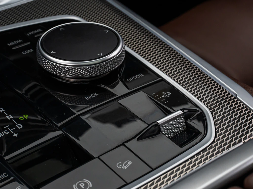  https://morgenlease.images.ilsa.cloud/21239e01-f39b-4665-a431-2bac26e17496.webp