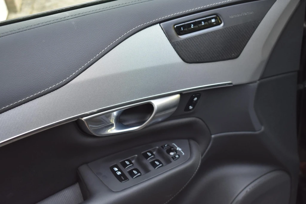  https://morgenlease.images.ilsa.cloud/22ade48d-0c57-4096-8ace-6518edfb9723.webp