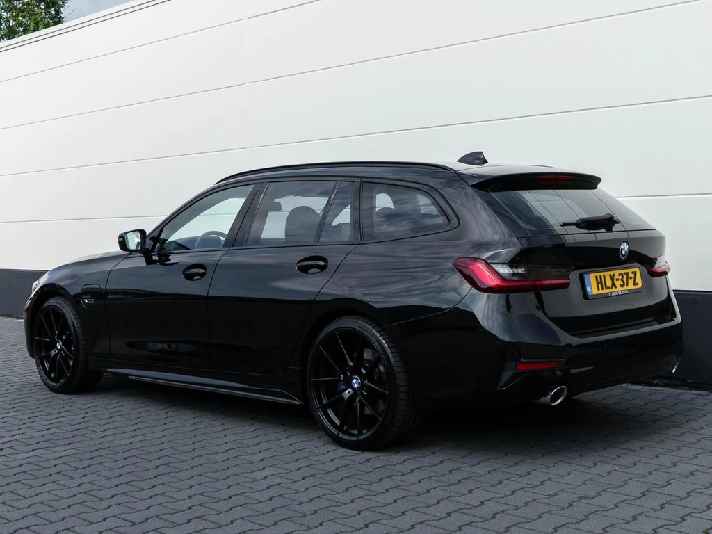  https://morgenlease.images.ilsa.cloud/27f1b831-a5aa-4685-a500-08f8c8febbc0.webp