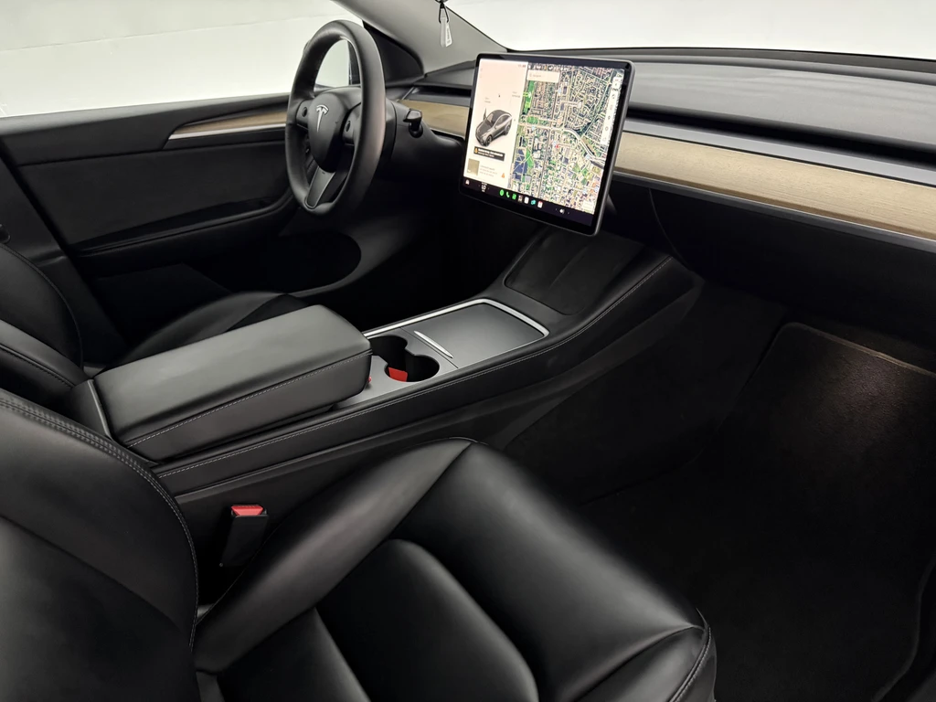  https://morgenlease.images.ilsa.cloud/2b9de424-438c-4ccb-ac61-0112a7a83f00.webp