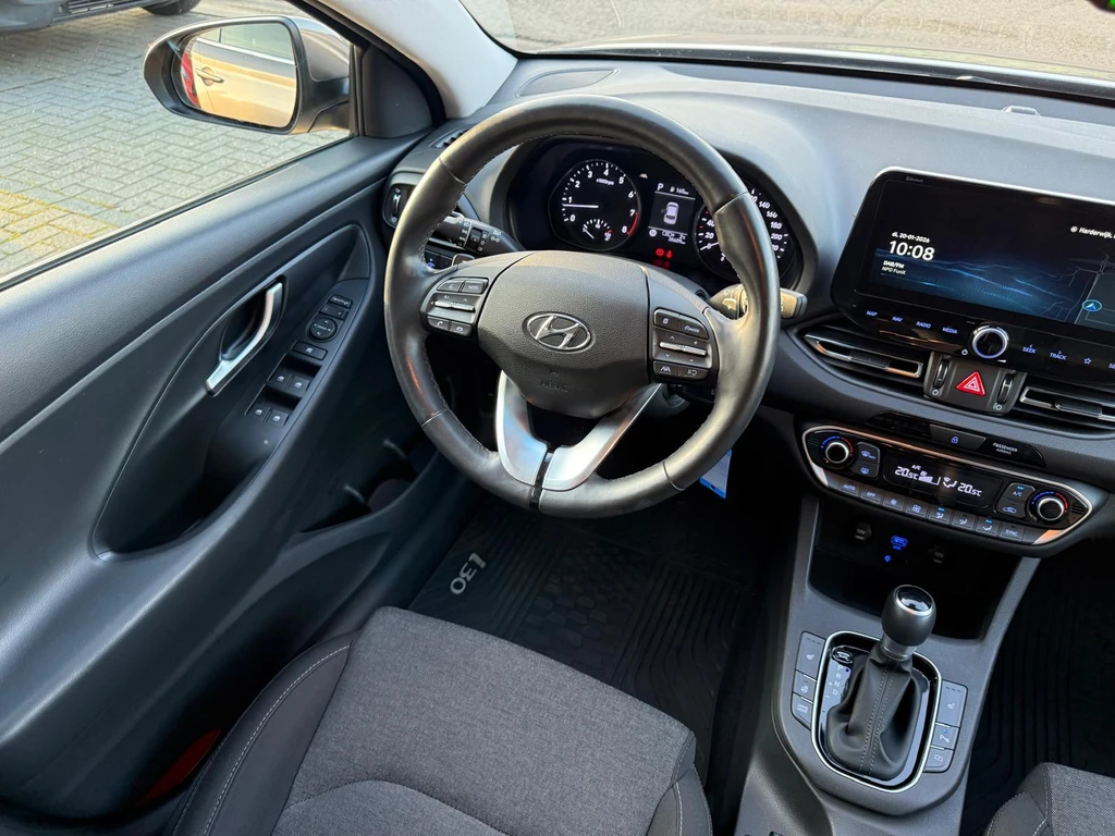  https://morgenlease.images.ilsa.cloud/2bb2d51d-c1e2-45ab-9231-2dcfab924a4c.webp