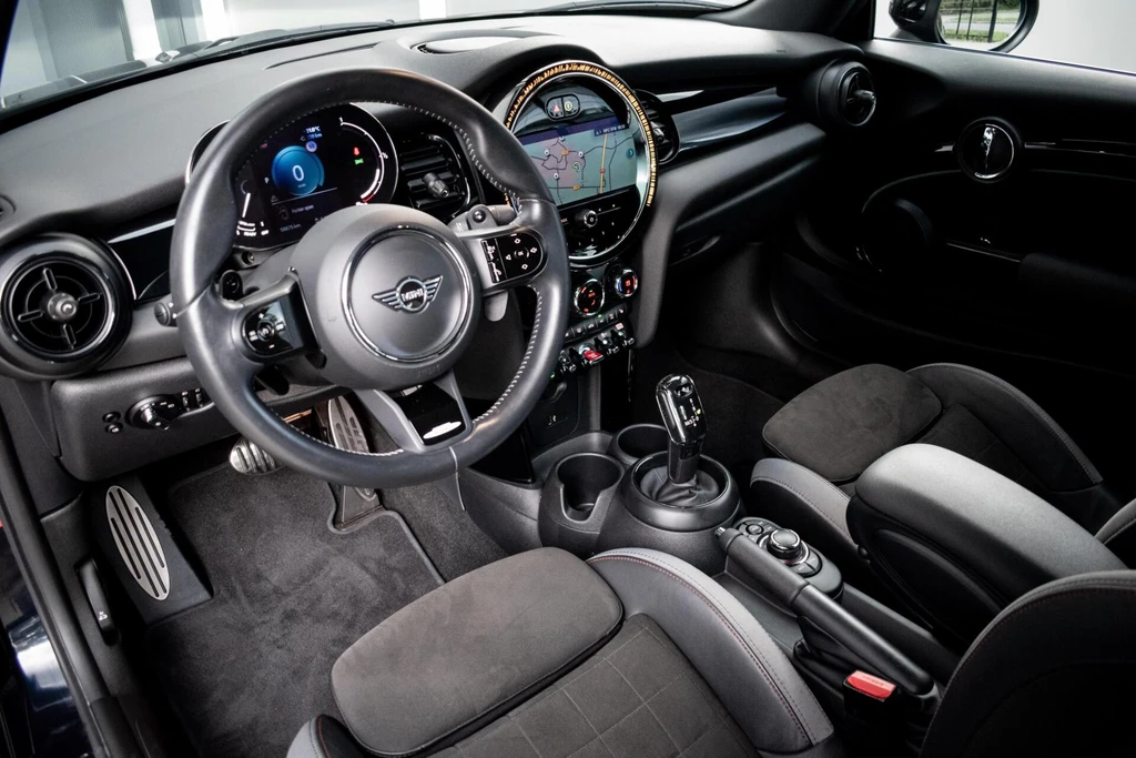  https://morgenlease.images.ilsa.cloud/2d0365d5-f873-435d-b818-94dd0979e6a9.webp