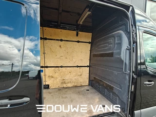 https://morgenlease.images.ilsa.cloud/2efc1eee-603d-416d-a990-be7732dbd7fb.webp