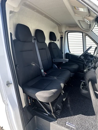 https://morgenlease.images.ilsa.cloud/305a9919-7874-4cab-bc0e-27aa72e114e5.webp