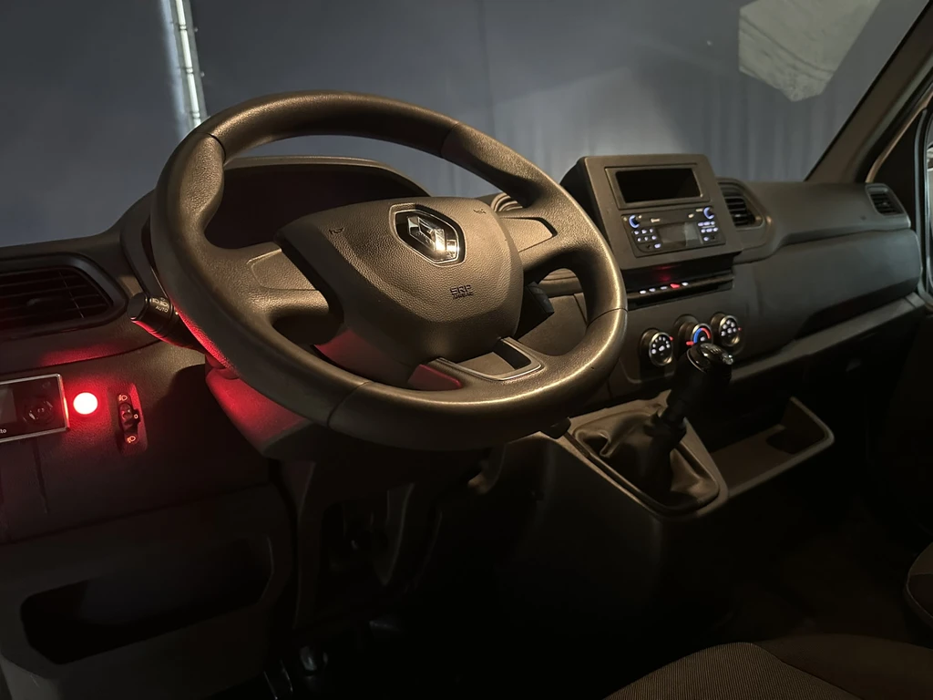  https://morgenlease.images.ilsa.cloud/3102930e-c994-4f85-b585-8c7f23e82327.webp