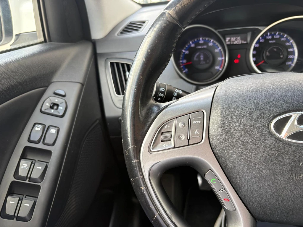  https://morgenlease.images.ilsa.cloud/37ea5380-5bee-4385-9cde-78bebd345d4b.webp