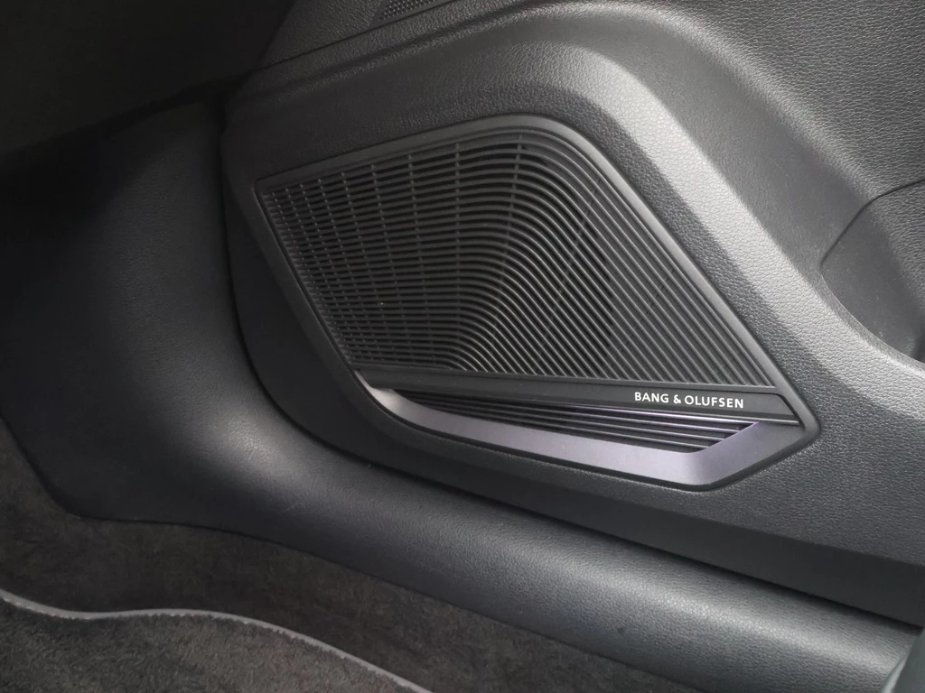 https://morgenlease.images.ilsa.cloud/393de9de-1cc2-4183-95a0-5fa68b047741.webp