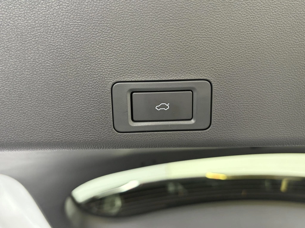  https://morgenlease.images.ilsa.cloud/39a4f823-1754-4938-bd1f-19f1d1580691.webp