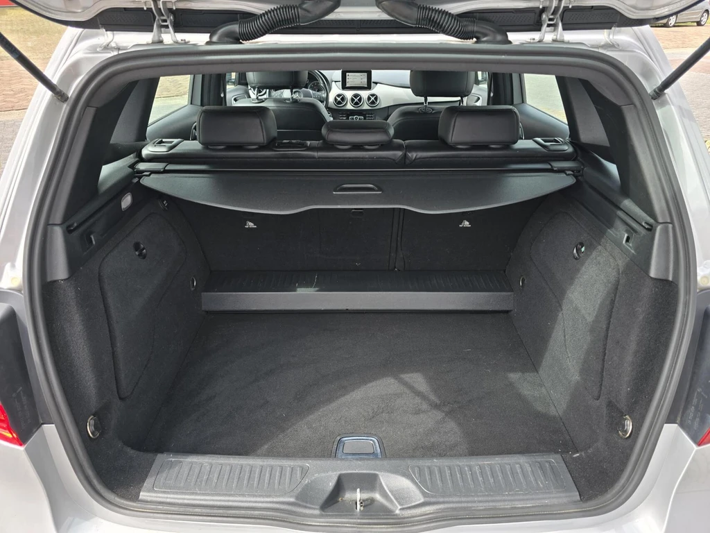  https://morgenlease.images.ilsa.cloud/3aab4e64-e96d-4a1b-9aff-b0ad75718c0a.webp