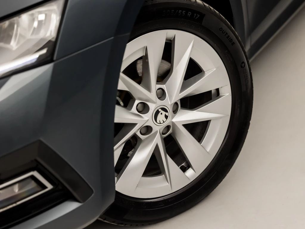  https://morgenlease.images.ilsa.cloud/3ceadcc5-8cca-4dd3-8407-cf5ce63534ee.webp