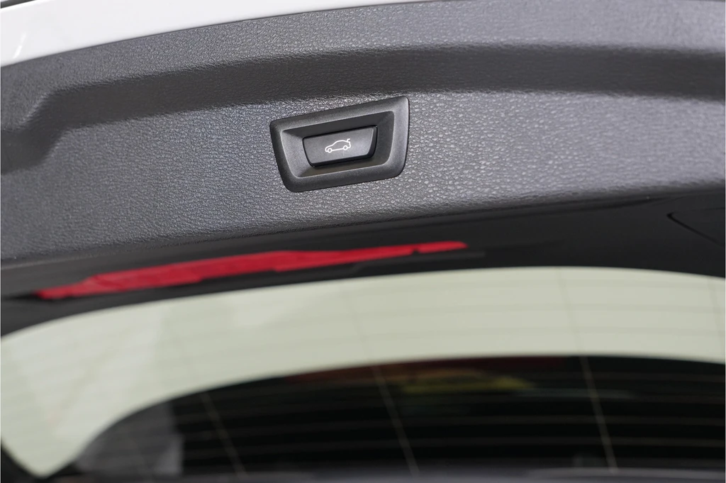  https://morgenlease.images.ilsa.cloud/3d0059f7-fc5e-4d63-87aa-34d273751358.webp
