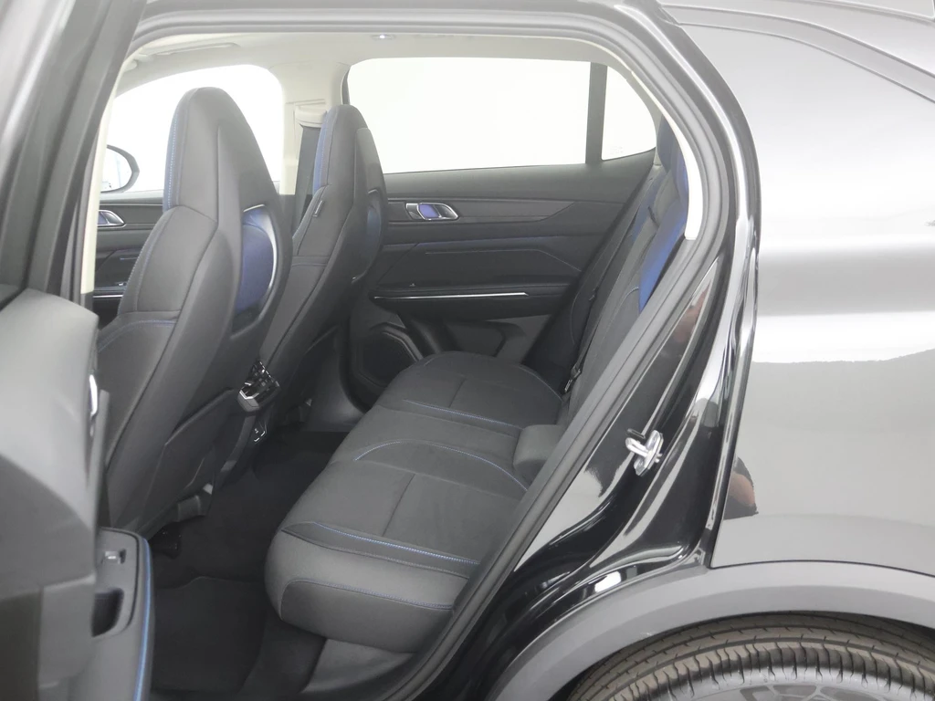  https://morgenlease.images.ilsa.cloud/3fb33f70-0bb7-4772-82c0-03da0d16b967.webp
