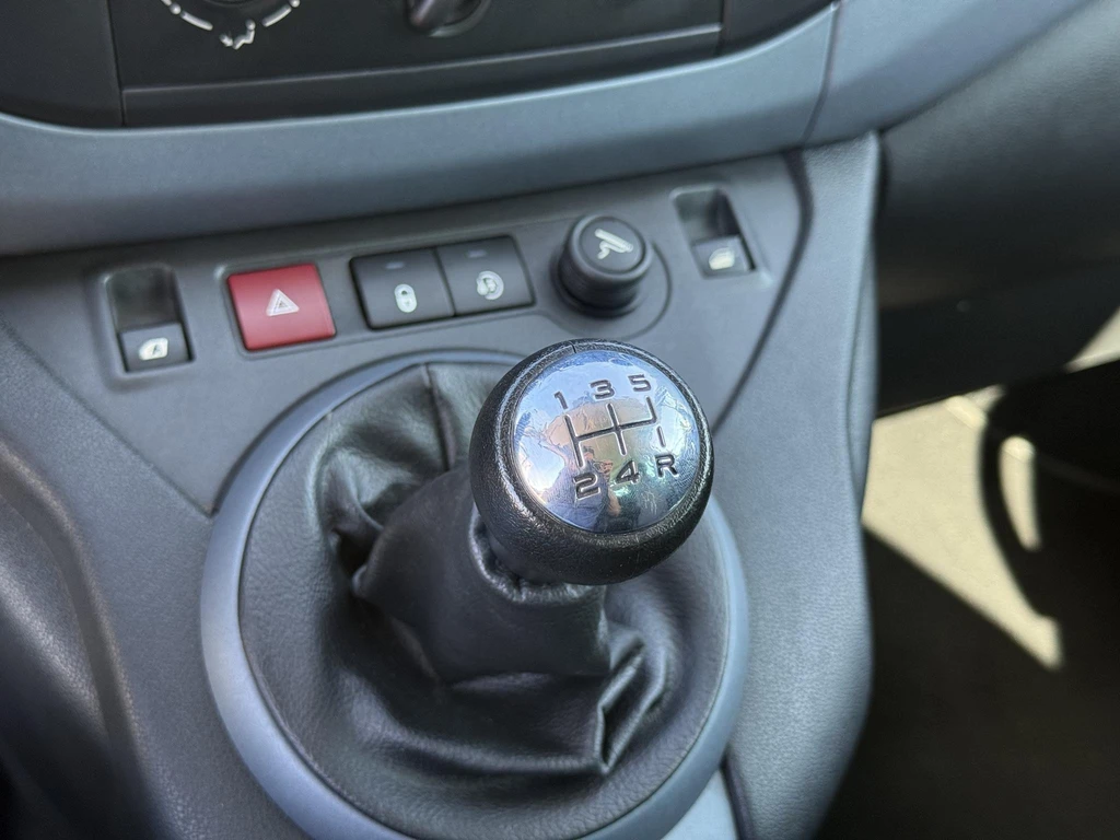  https://morgenlease.images.ilsa.cloud/41e36284-3b6f-4e83-ae00-8a98e45bc39a.webp