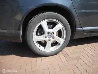 https://morgenlease.images.ilsa.cloud/45155d05-6f52-4cc6-aaee-d13df88e4cf2.webp