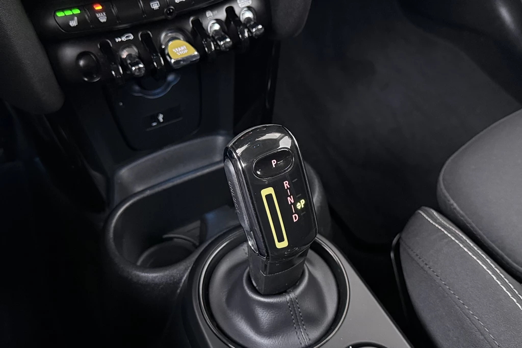  https://morgenlease.images.ilsa.cloud/4b481380-478a-4cc6-b09e-ebfe6a74490a.webp
