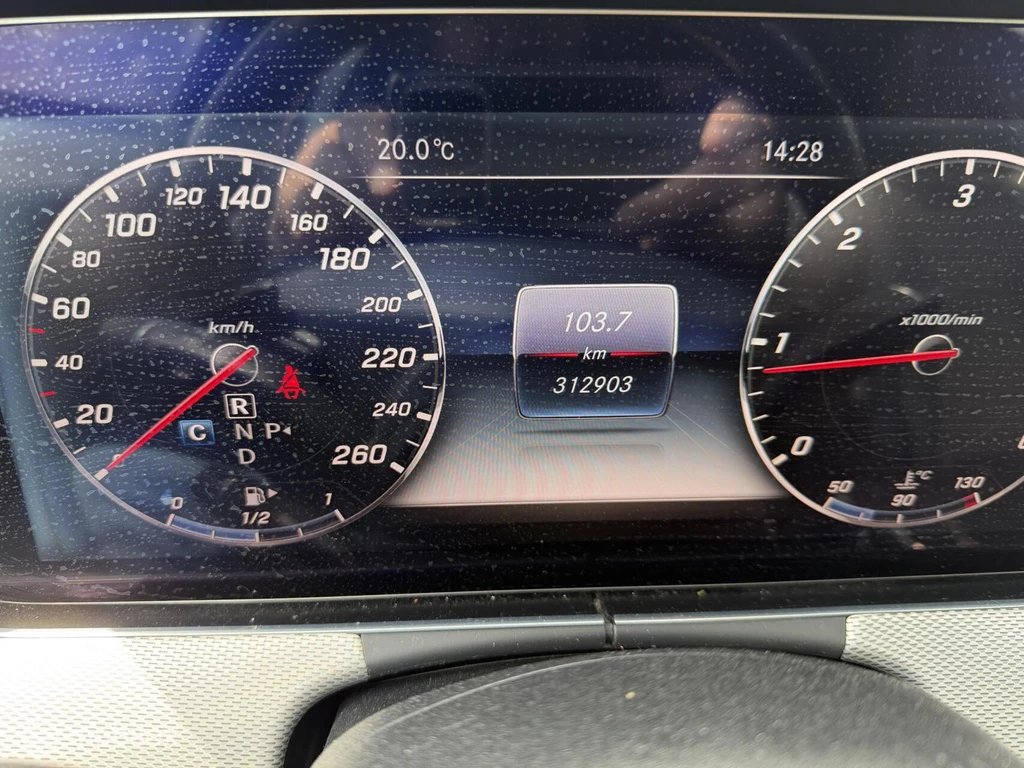  https://morgenlease.images.ilsa.cloud/4b88d965-e33f-4e2d-a019-f5f6efa43d66.webp