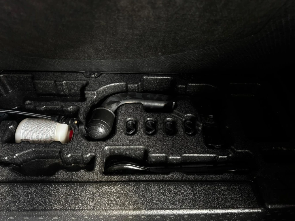  https://morgenlease.images.ilsa.cloud/504551f2-d4df-4ba3-a9d3-0db12f0a02c9.webp