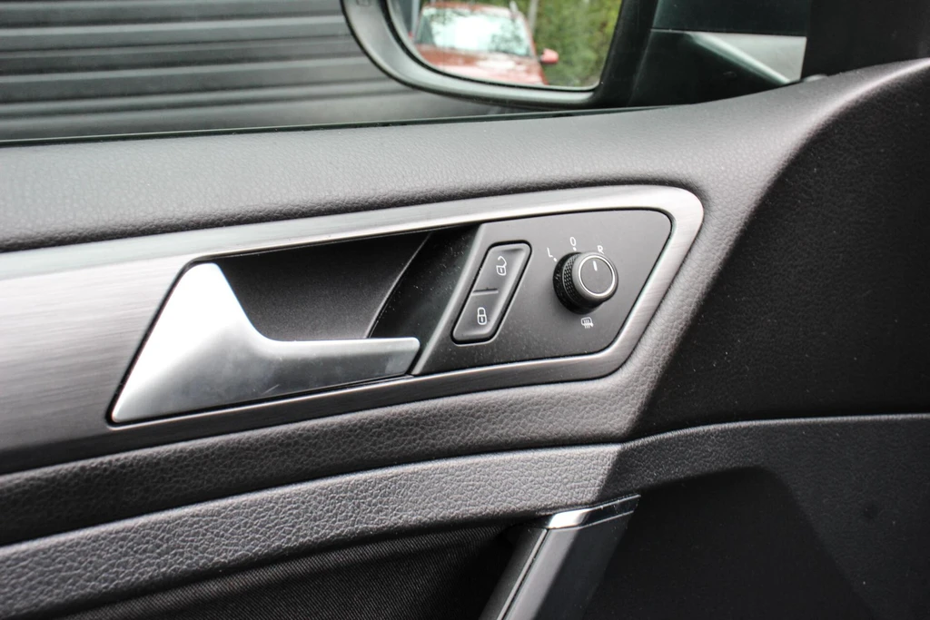  https://morgenlease.images.ilsa.cloud/543d8c03-7b0e-4de2-b5d9-2648ef714f09.webp
