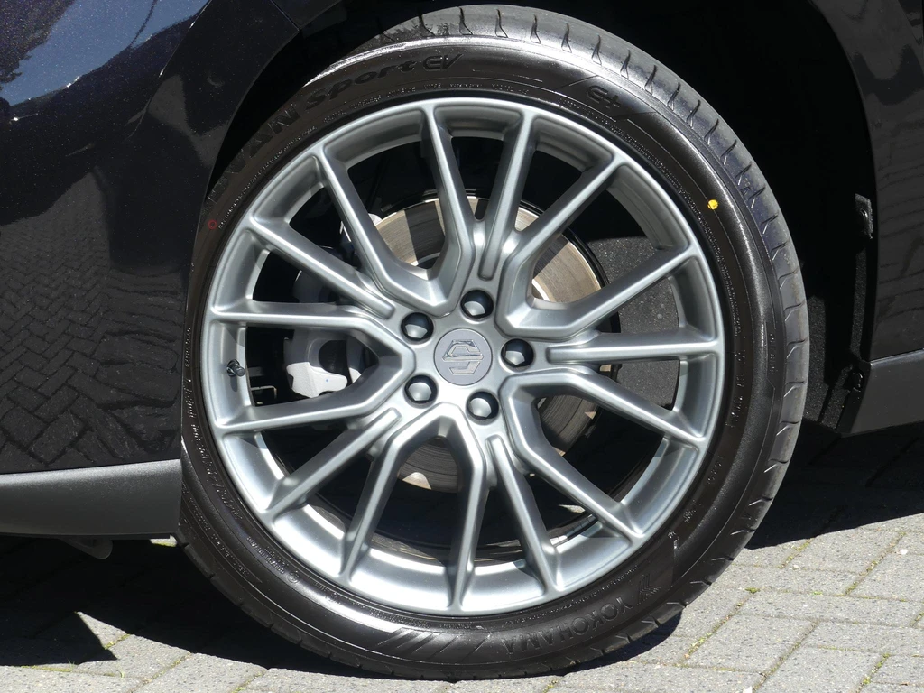  https://morgenlease.images.ilsa.cloud/5d515d3a-fce2-423c-ab82-0193268ea947.webp