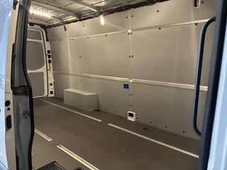 https://morgenlease.images.ilsa.cloud/5d804bc4-6818-4eae-ab8c-f8d6c168ed8b.webp