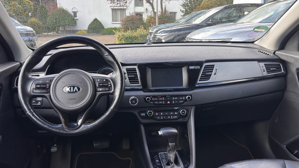  https://morgenlease.images.ilsa.cloud/5dccc1f6-3a55-4d1b-a65d-a27b4c5e504e.webp