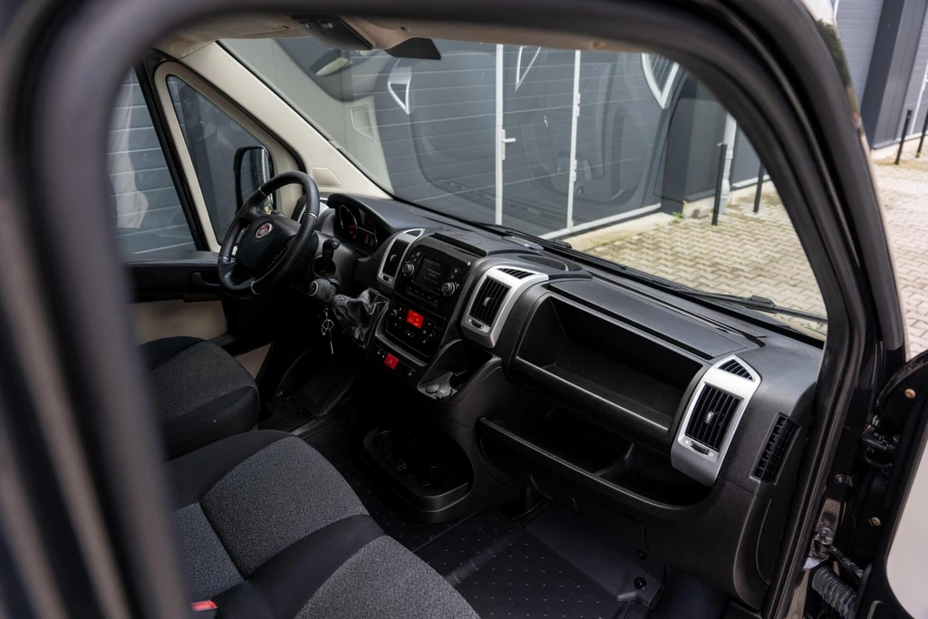  https://morgenlease.images.ilsa.cloud/5f5e285c-7730-439c-b7d4-5f0c711715a4.webp