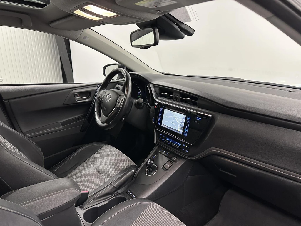  https://morgenlease.images.ilsa.cloud/60e1b66e-7586-46b6-9709-ec93808424c7.webp