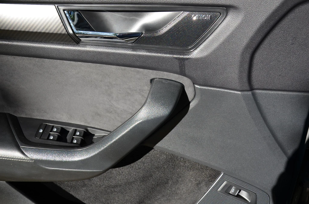  https://morgenlease.images.ilsa.cloud/61893098-28b3-4a30-a8ce-fd9d3a923264.webp