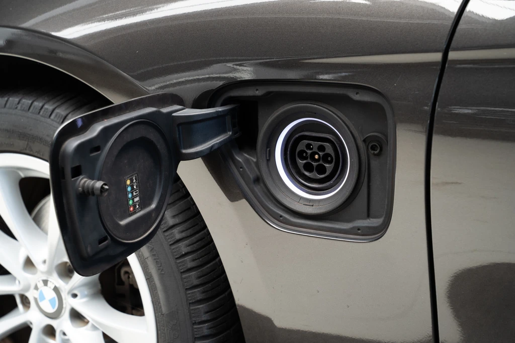  https://morgenlease.images.ilsa.cloud/68a409ed-a07a-4b4c-903c-95cd7d08a6b7.webp