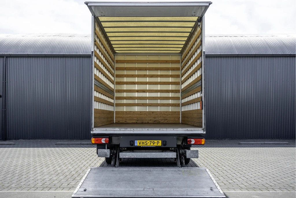  https://morgenlease.images.ilsa.cloud/6ac8452d-1ffc-4cab-b4e5-a5fcbda1301e.webp