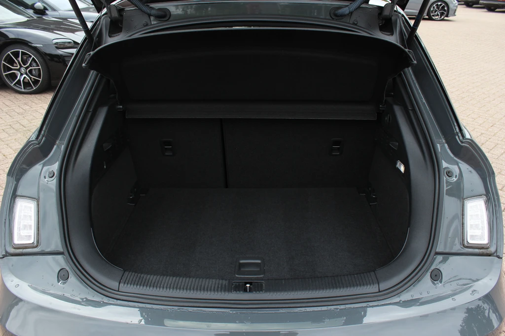  https://morgenlease.images.ilsa.cloud/6bac19ac-1cde-4389-bb37-aeac78e5e44e.webp