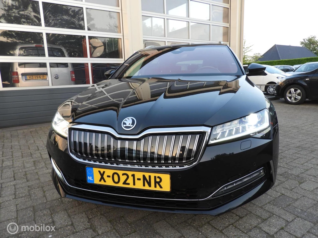  https://morgenlease.images.ilsa.cloud/6d6aab64-664b-4111-9041-e328b9f9afcd.webp
