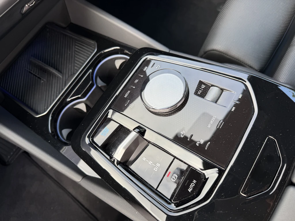  https://morgenlease.images.ilsa.cloud/6dab58d1-57d8-4208-934f-97258569967f.webp