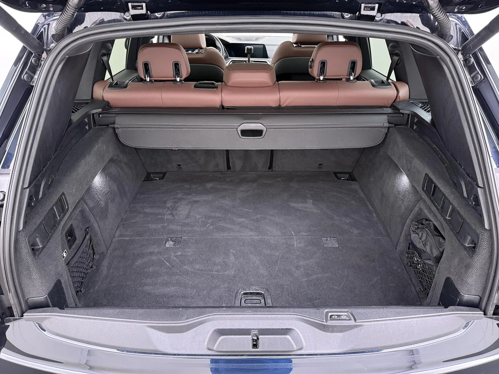  https://morgenlease.images.ilsa.cloud/72221871-c41f-4589-9b79-b76a3e25de90.webp