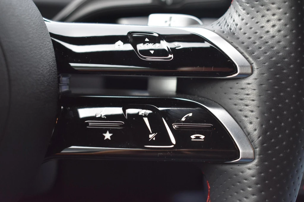  https://morgenlease.images.ilsa.cloud/7437dd91-928f-492d-beb3-e51345de8497.webp