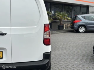 https://morgenlease.images.ilsa.cloud/7449f928-65c8-4a3d-8782-5ff15610f14c.webp