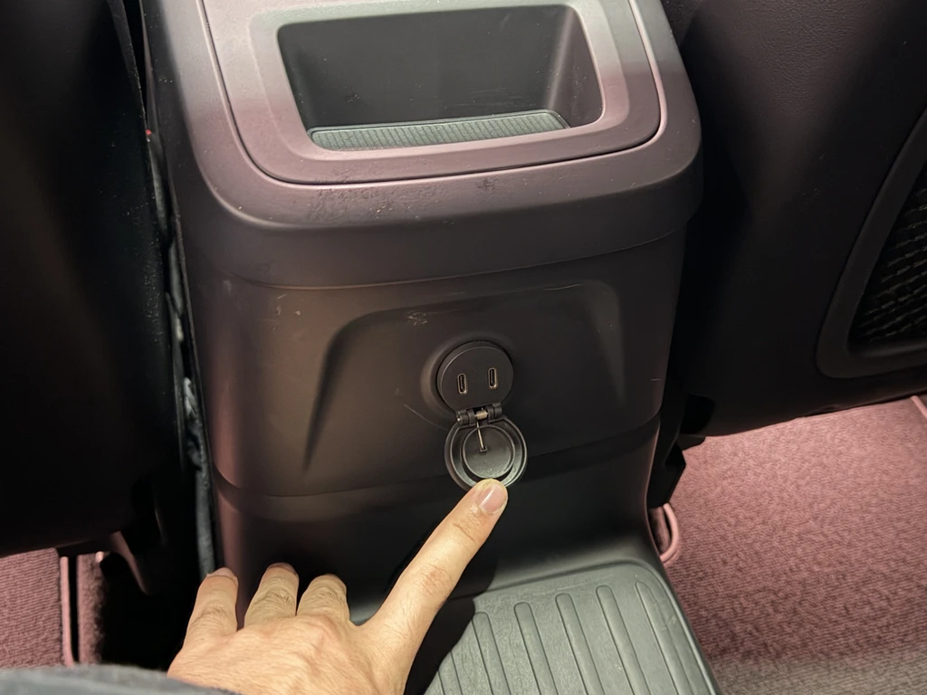  https://morgenlease.images.ilsa.cloud/7657319b-9a2d-4d32-b96f-c9410b95c621.webp