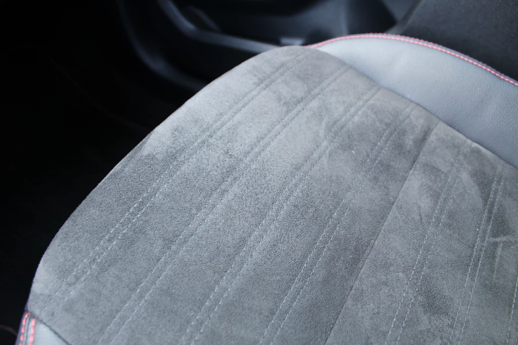  https://morgenlease.images.ilsa.cloud/7689e090-7d2d-4227-b644-b1ecf6070b3f.webp