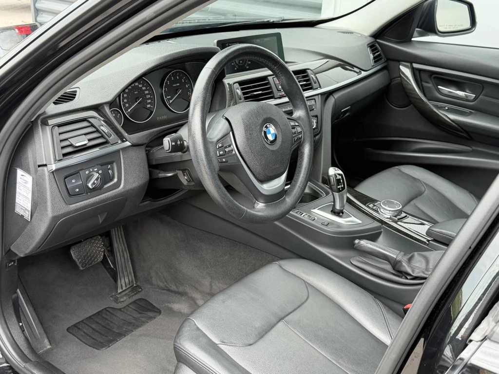  https://morgenlease.images.ilsa.cloud/77e95c6b-c96f-4908-beb6-c96d135c9c95.webp
