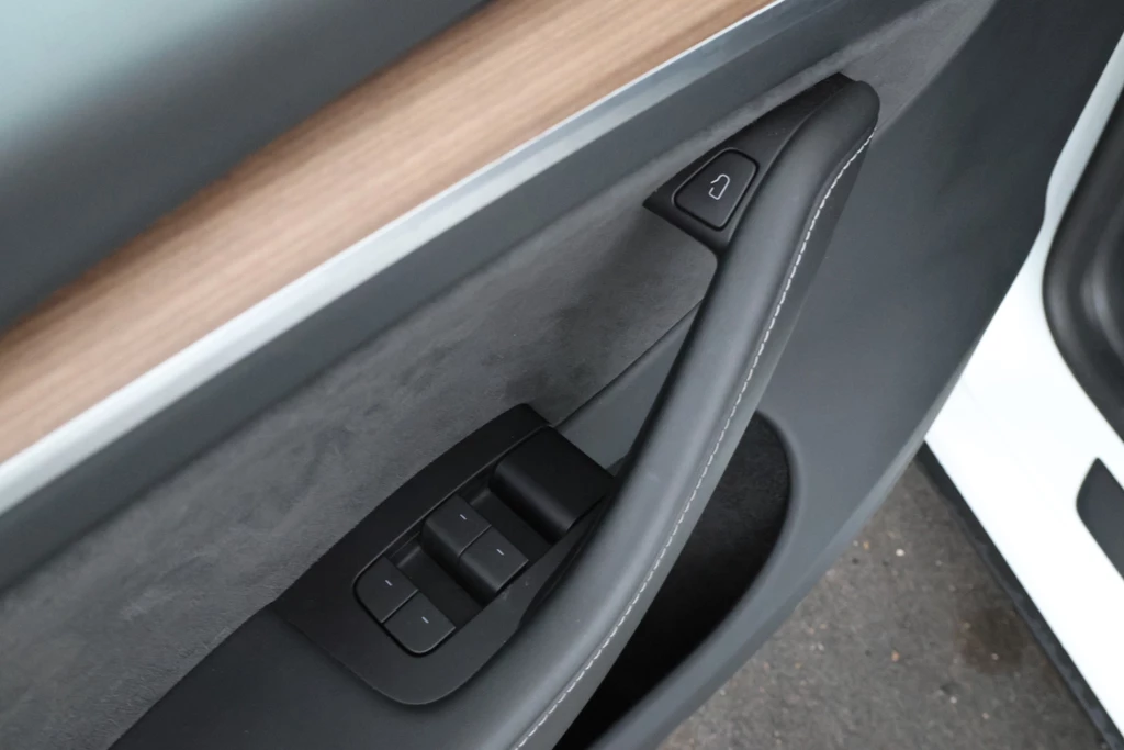  https://morgenlease.images.ilsa.cloud/7926baf6-ae7e-4f83-839d-6d2d477dd9a5.webp