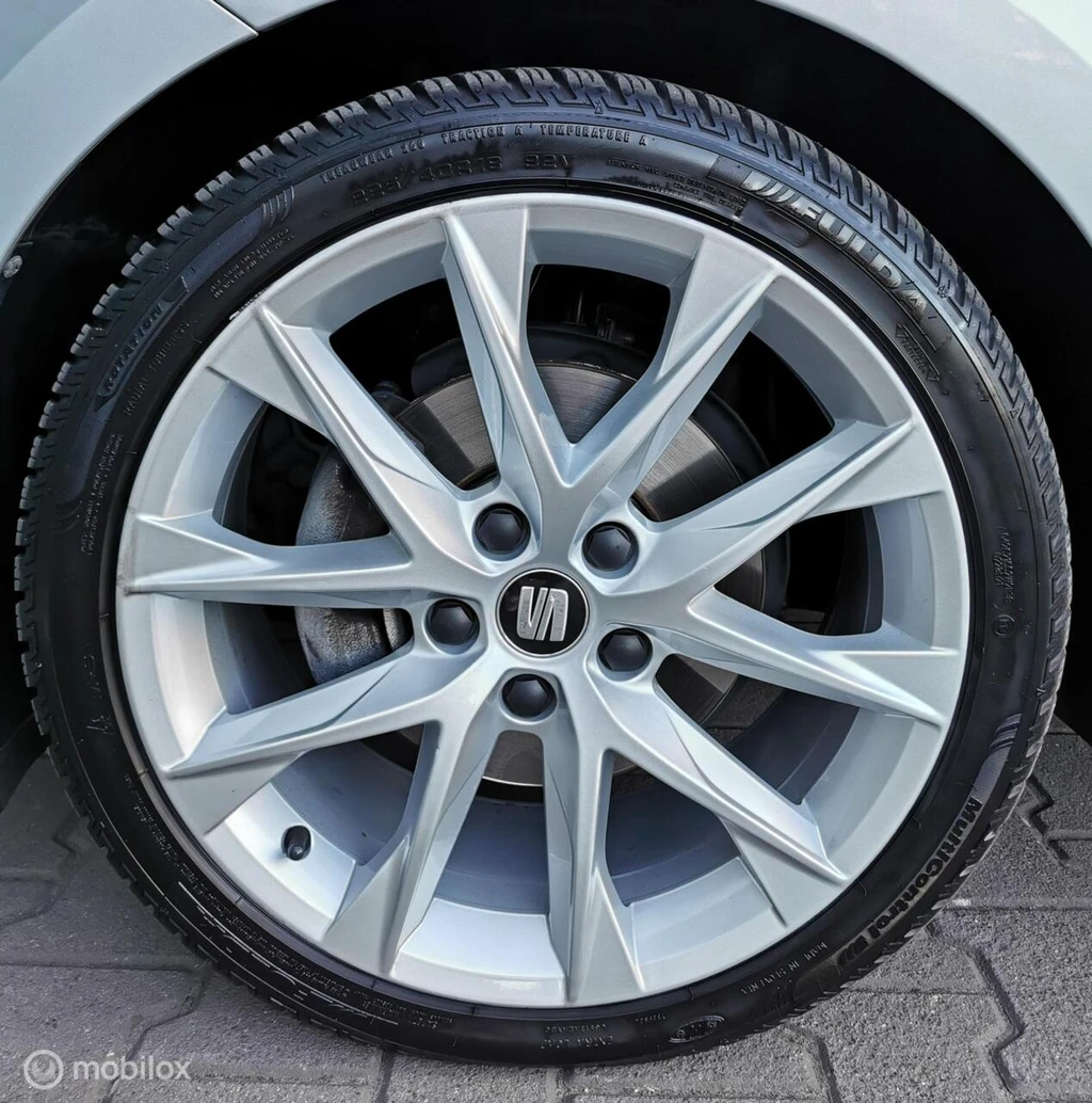  https://morgenlease.images.ilsa.cloud/7d3f9688-eea5-4de0-8d74-5b03c3660995.webp