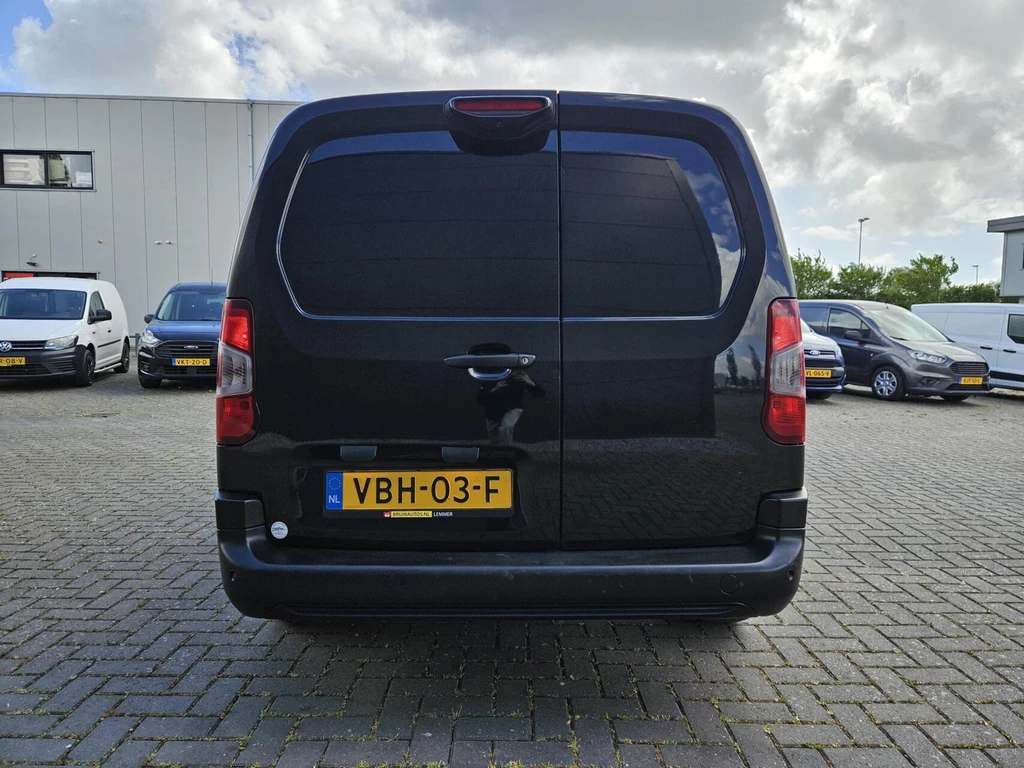  https://morgenlease.images.ilsa.cloud/7fa4a5c1-bf75-4c72-8de8-d7ee6e2931c8.webp